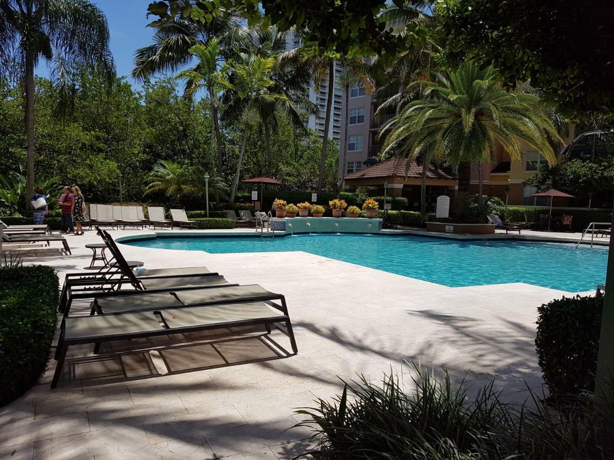 Yacht Club Aventura 2Br + 2Ba Leilighet Miami Eksteriør bilde